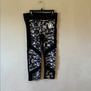 SoulCycle Black Tie Dye Leggings Cropped